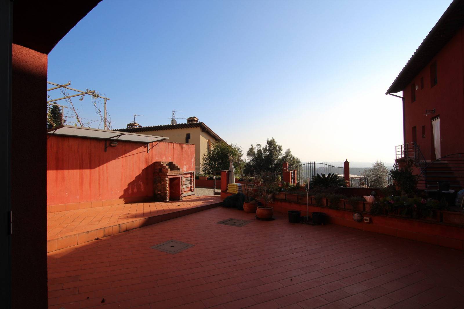 Rustico landhuis met tuin in heuvelachtig Lamporecchio - Foto 2
