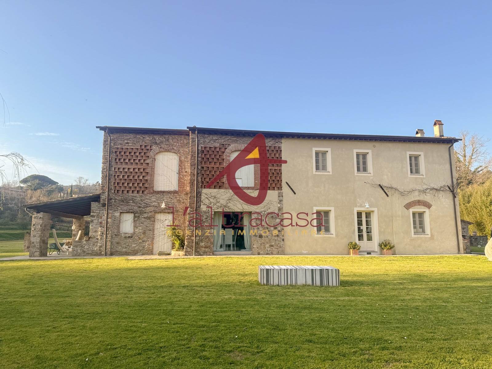 Boerderij / Rustico Rustico casale te koop in Lucca in Lucca — foto 2