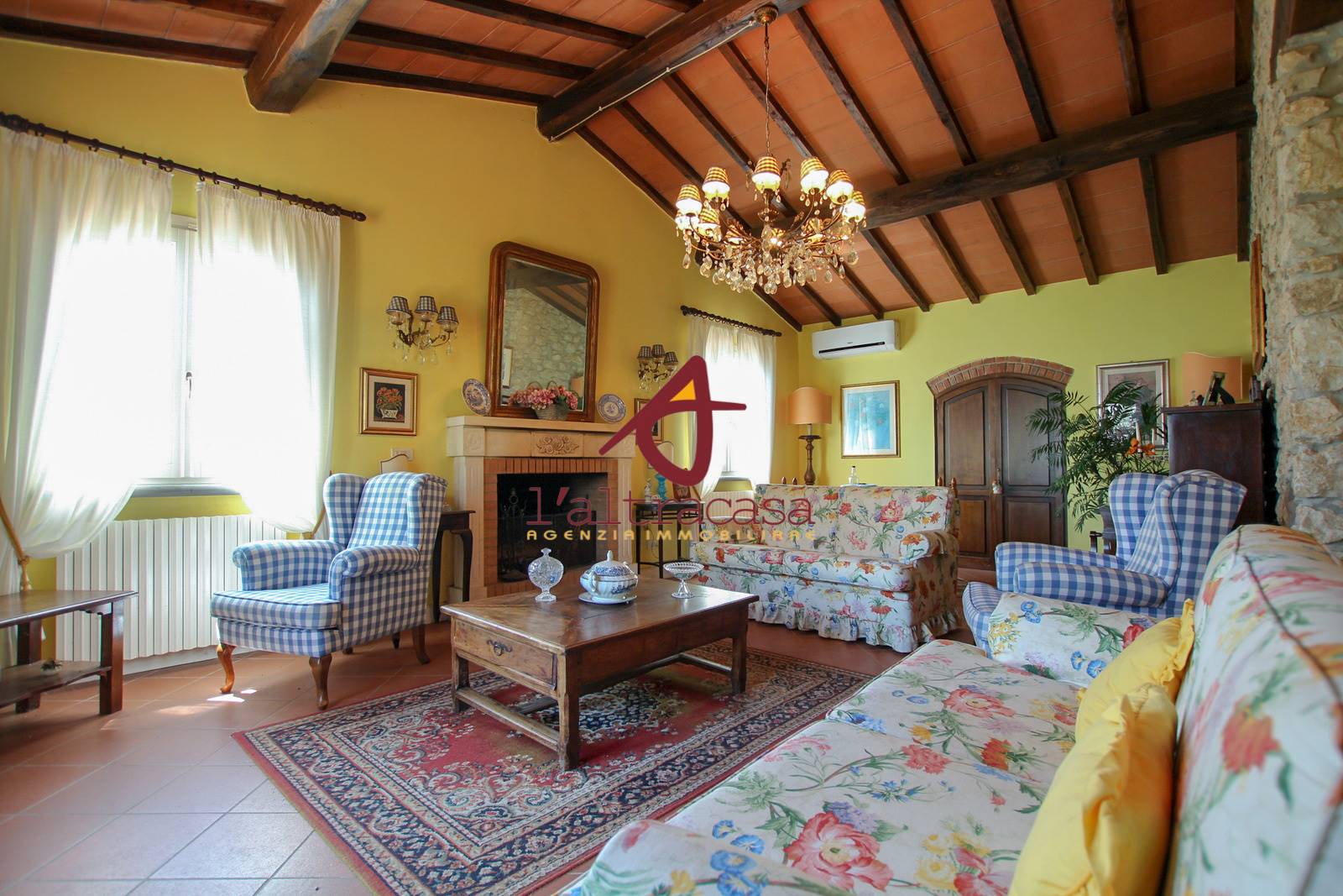 Villa in Massa e Cozzile met panoramisch uitzicht en olijfgaard - Foto 2