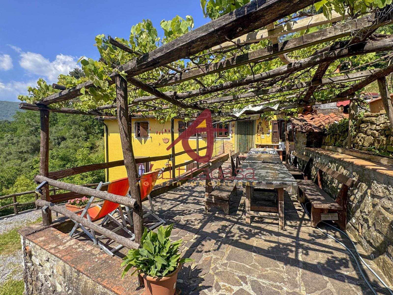 Rustico met panoramisch uitzicht en olijfgaard bij Pescia - Foto 4