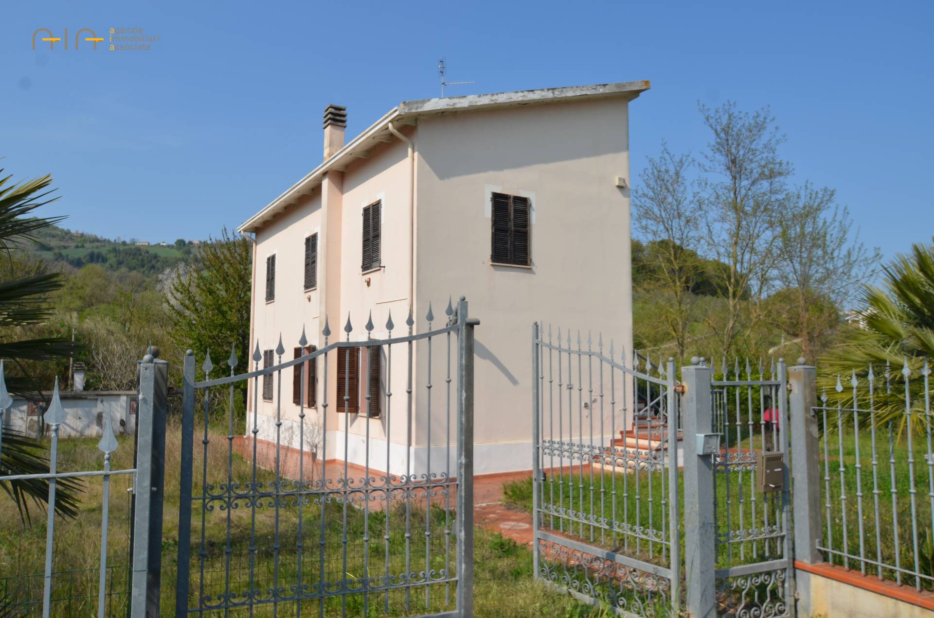Vrijstaande woning in Montefiore dell'Aso - Foto 4