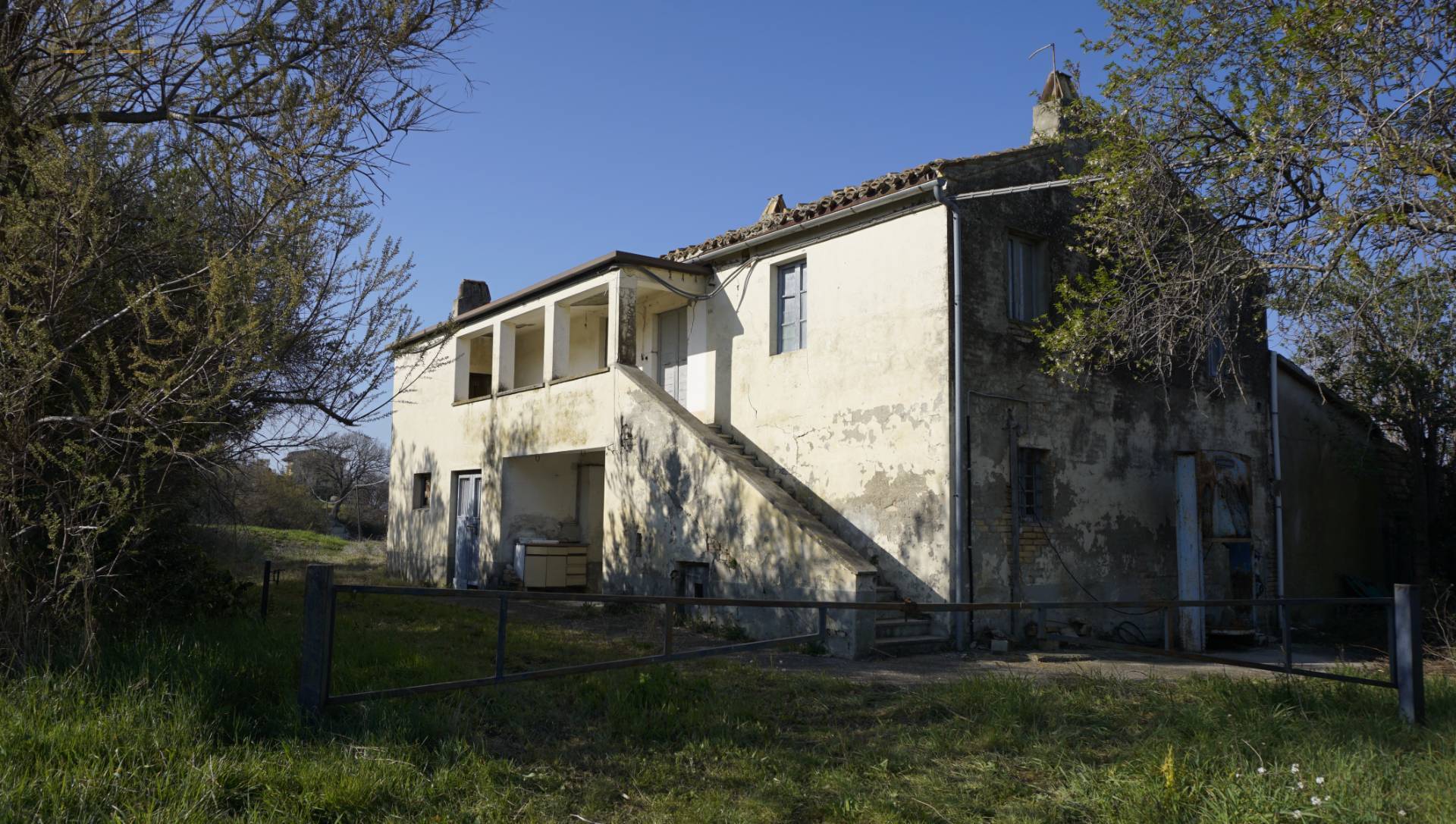 Rustiek landhuis met wijngaard en uitzicht in Offida - Foto 3