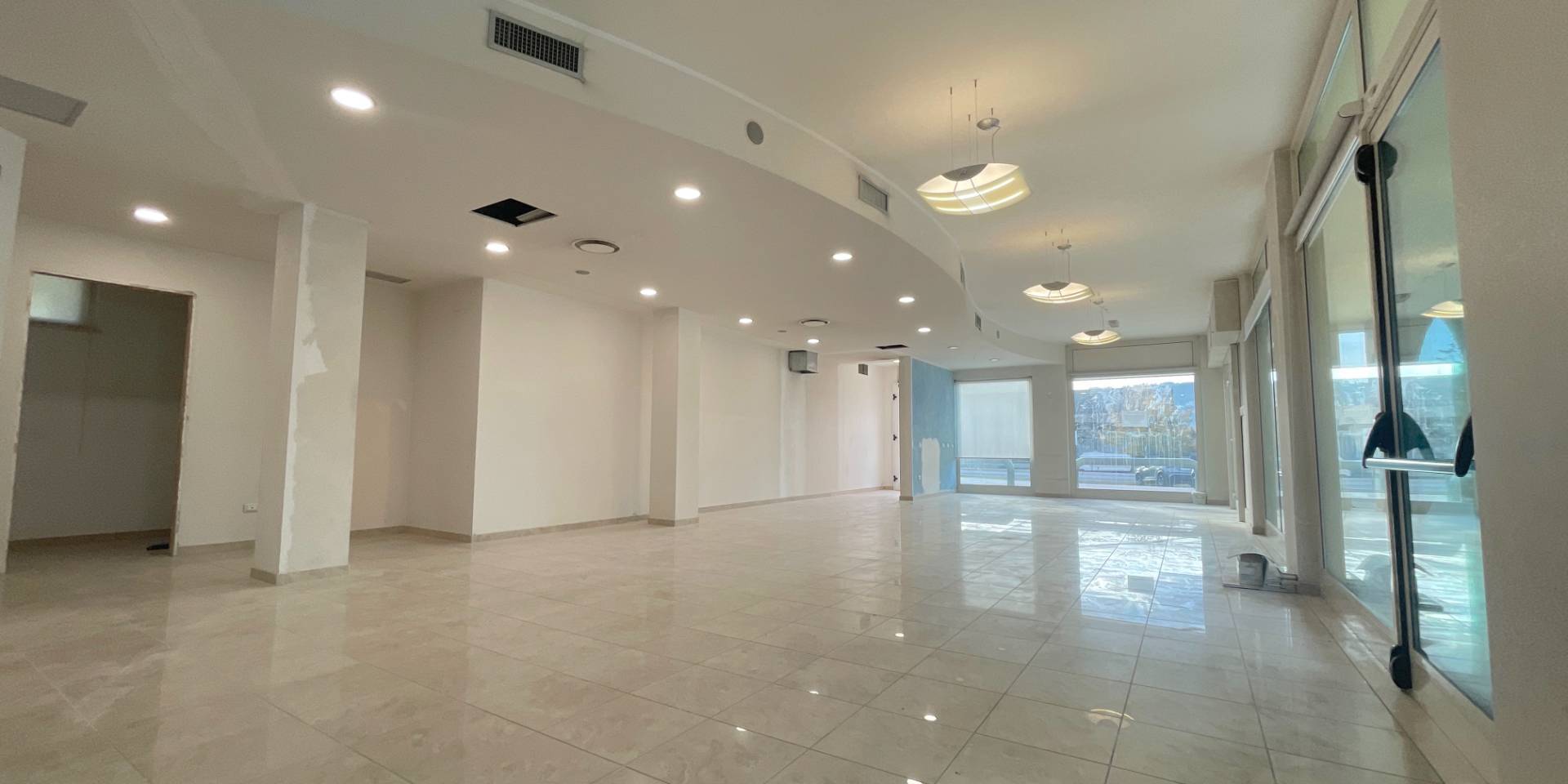 Commerciële ruimte van 170 m² in Monteprandone - Foto 4