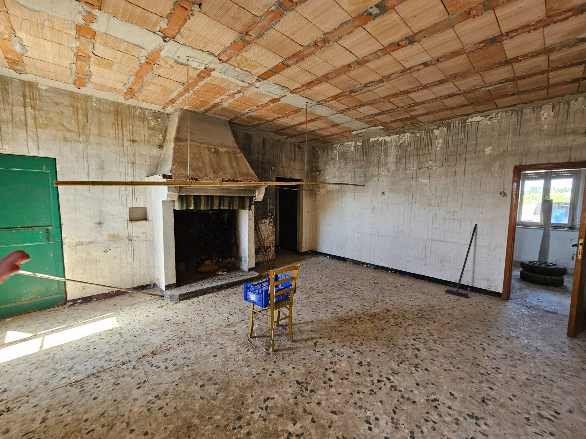 Landhuis met potentieel in Cossignano, nabij de kust - Foto 4