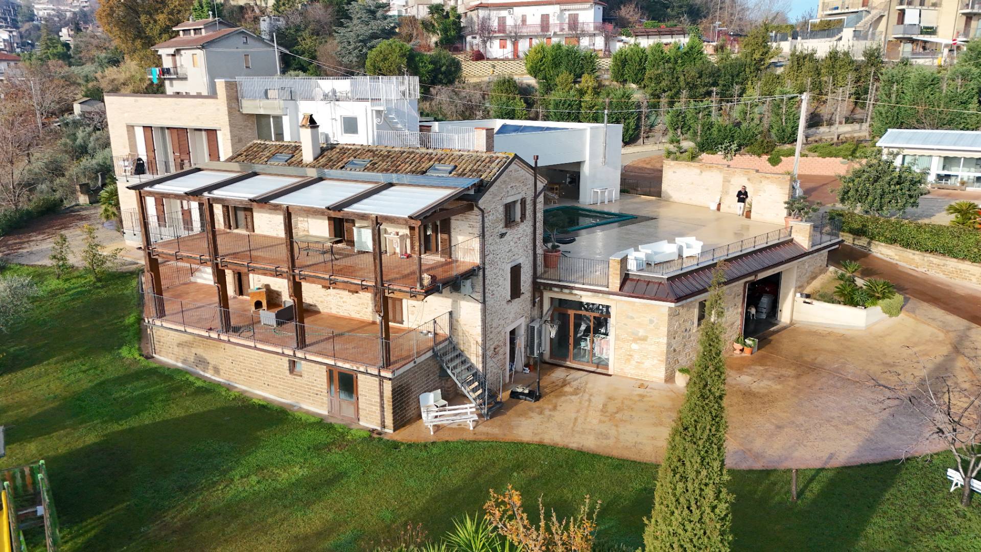 Vrijstaande woning Villa singola in vendita a Acquaviva Picena in Acquaviva Picena — foto 2