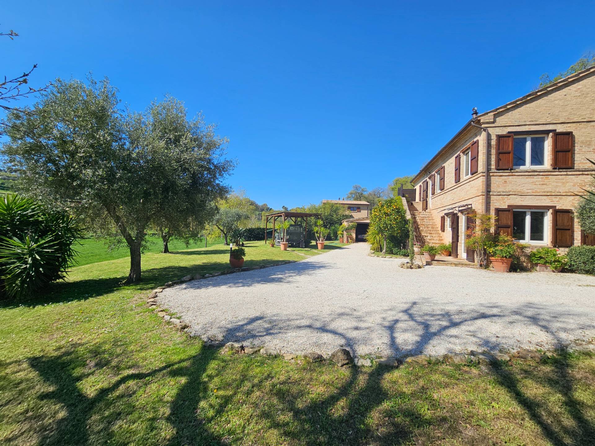 Boerderij / Rustico Casale Colonico Rustico te koop in Montecosaro in Montecosaro — foto 7