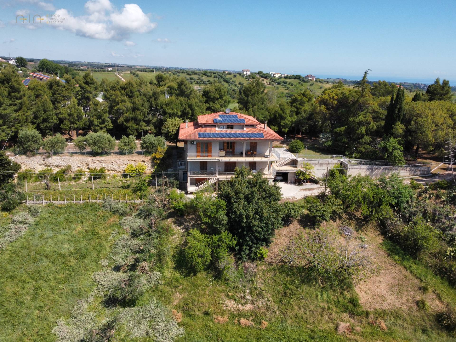 Vrijstaande woning Villa singola in vendita a Grottammare - Collinare (zona di campagna interna) in Grottammare — foto 6