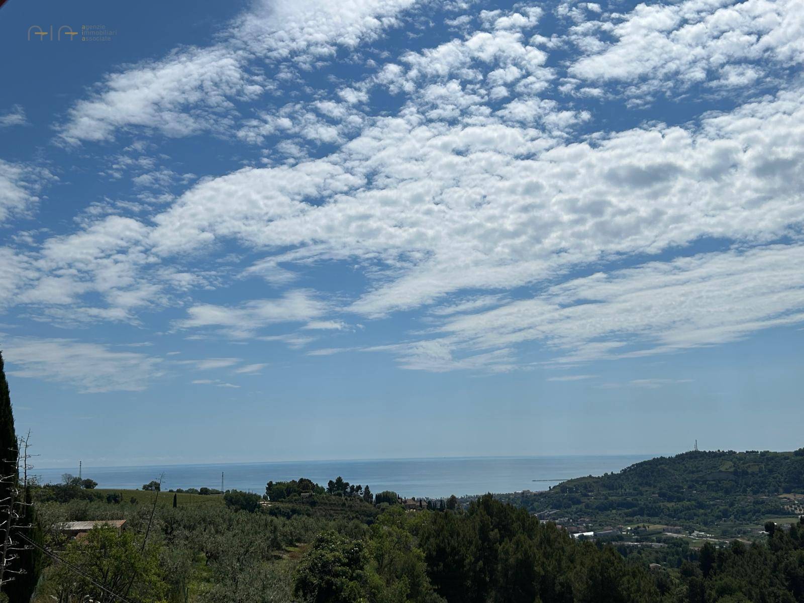 Vrijstaande woning Villa singola in vendita a Grottammare - Collinare (zona di campagna interna) in Grottammare — foto 3