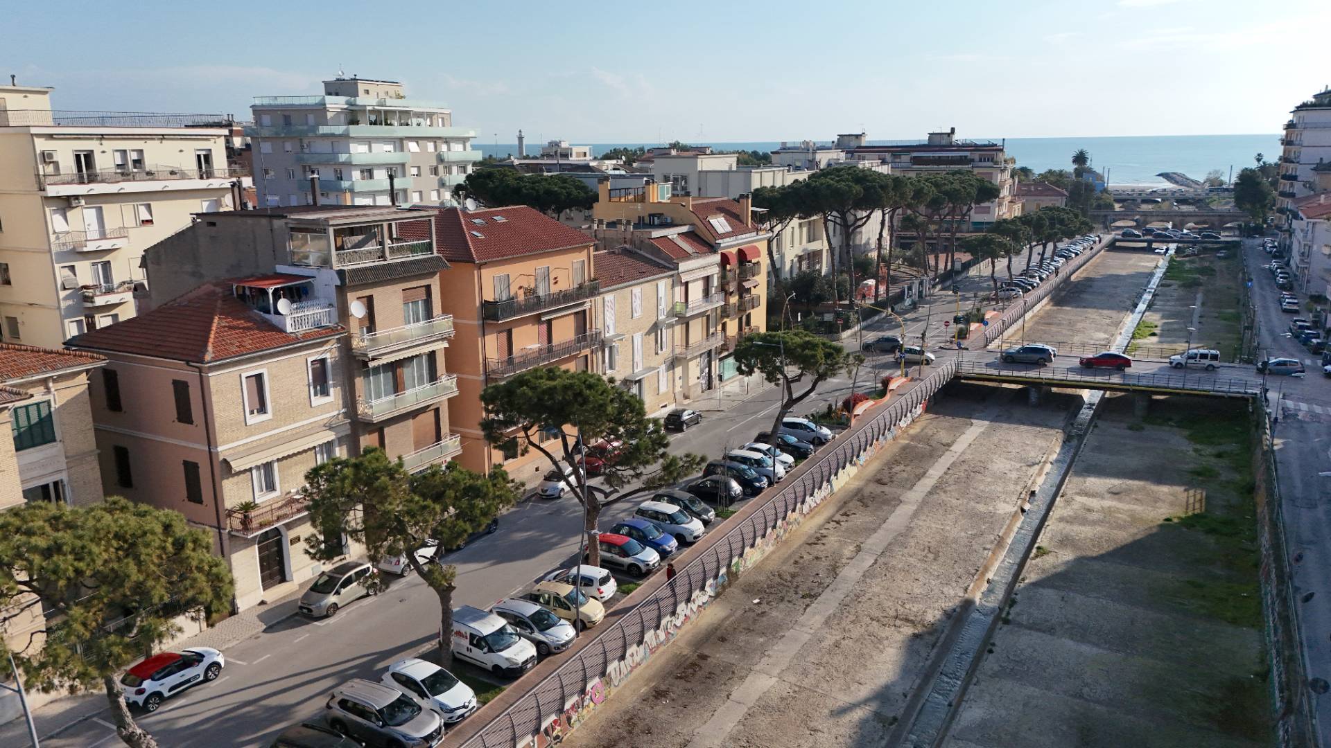 Vrijstaande woning met lift in centrum San Benedetto del Tronto - Foto 3