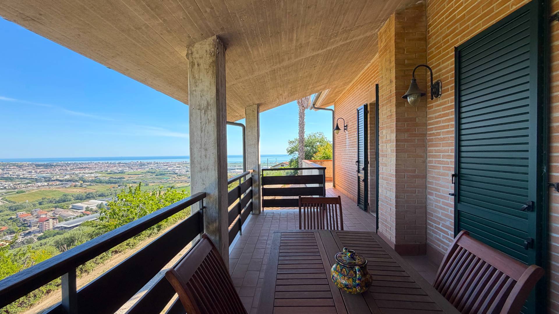 Rijtjeshuis / Tussenwoning Rijtjeshuis - 2-onder-een-kapwoning  in Colonnella - San Giovanni in Colonnella — foto 7