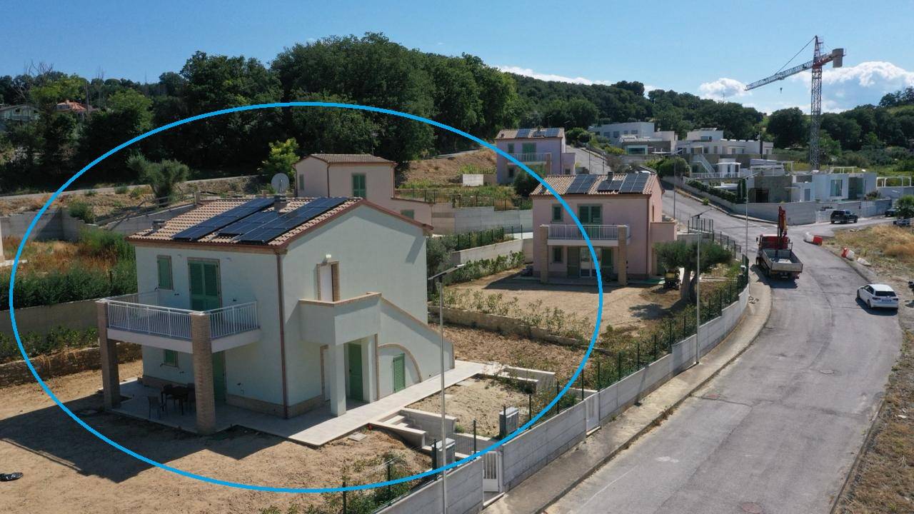 Appartement met panoramisch uitzicht en tuin in Campofilone - Foto 3