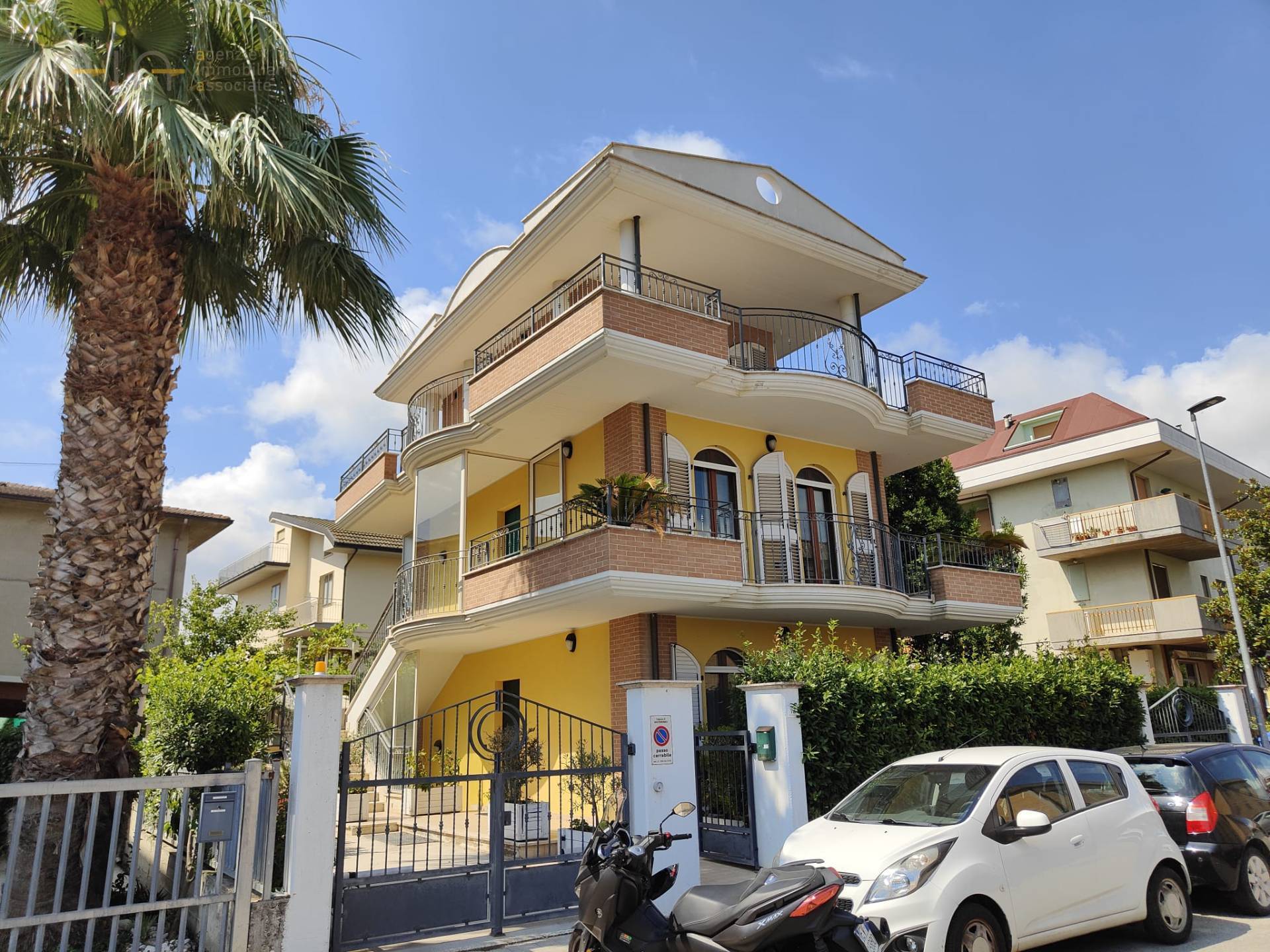 Appartement met twee verdiepingen in Grottammare - Foto 2