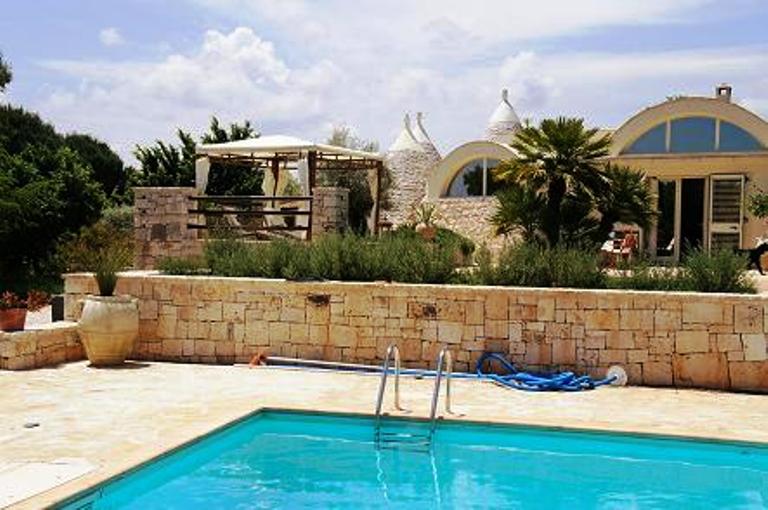 Villa / Landhuis Villa met trullo in Ostuni in Ostuni — foto 2