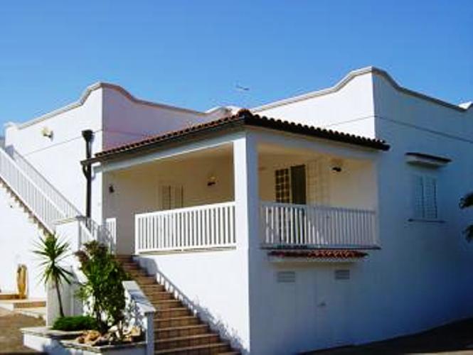 Villa / Landhuis Villa in Ostuni met ruime tuin en diverse voorzieningen in Ostuni — foto 2