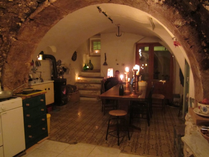 Rijtjeshuis / Tussenwoning Gerenoveerd dorpshuis in Caporciano, Abruzzo in Caporciano — foto 5