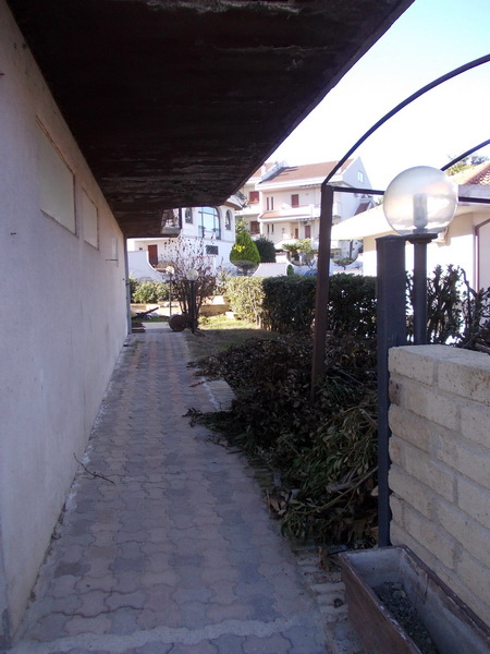 Vrijstaande woning met panoramisch uitzicht in Pescara, Abruzzo - Foto 2