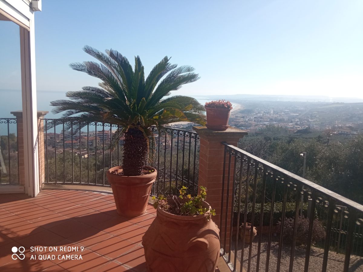 Villa met zeezicht in Vasto, Abruzzo - Foto 5