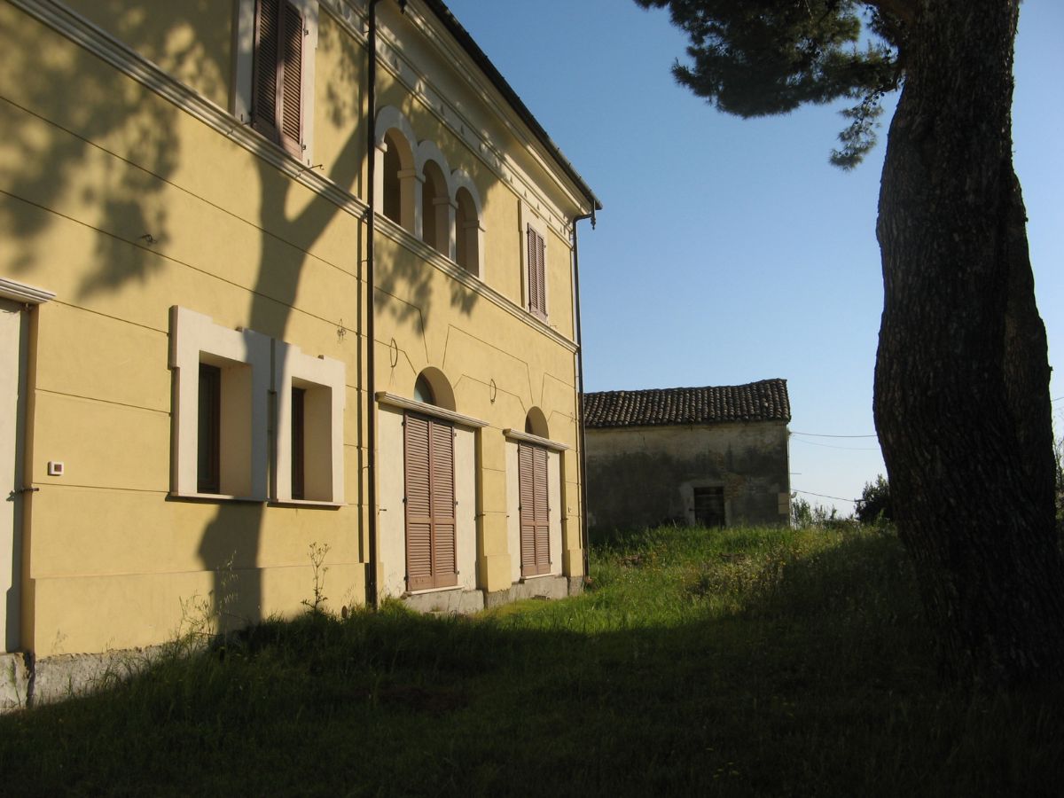 Villa / Landhuis Via dei Colli in Pescara — foto 3