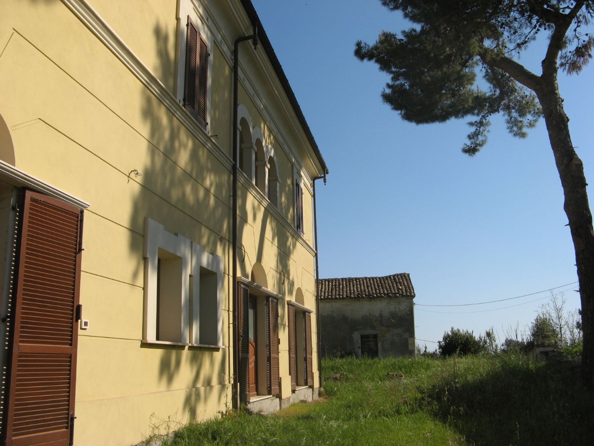 Villa / Landhuis Via dei Colli in Pescara — foto 4