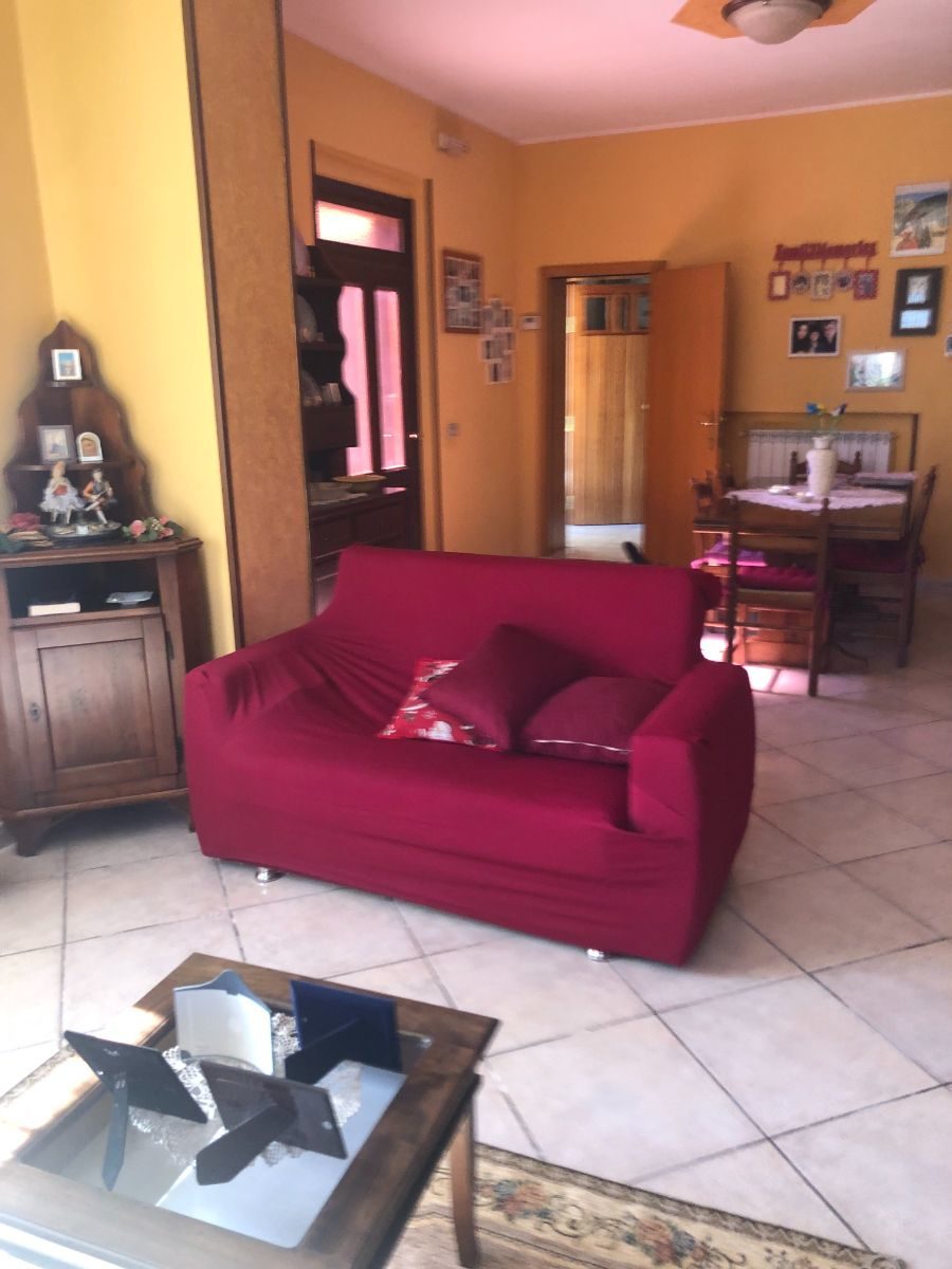 Villa / Landhuis Ruime villa met tuin en terras nabij Tollo, Abruzzo in Tollo — foto 8