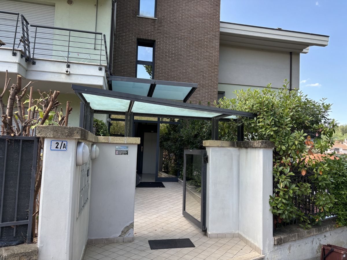 Luxe gemeubileerd duplex appartement met tuin en garage - Foto 2
