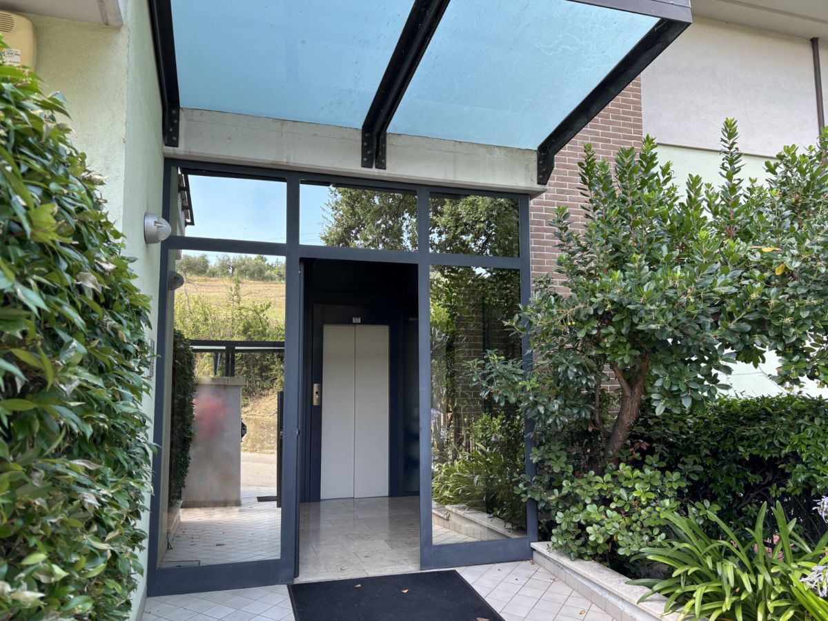 Luxe gemeubileerd duplex appartement met tuin en garage - Foto 3
