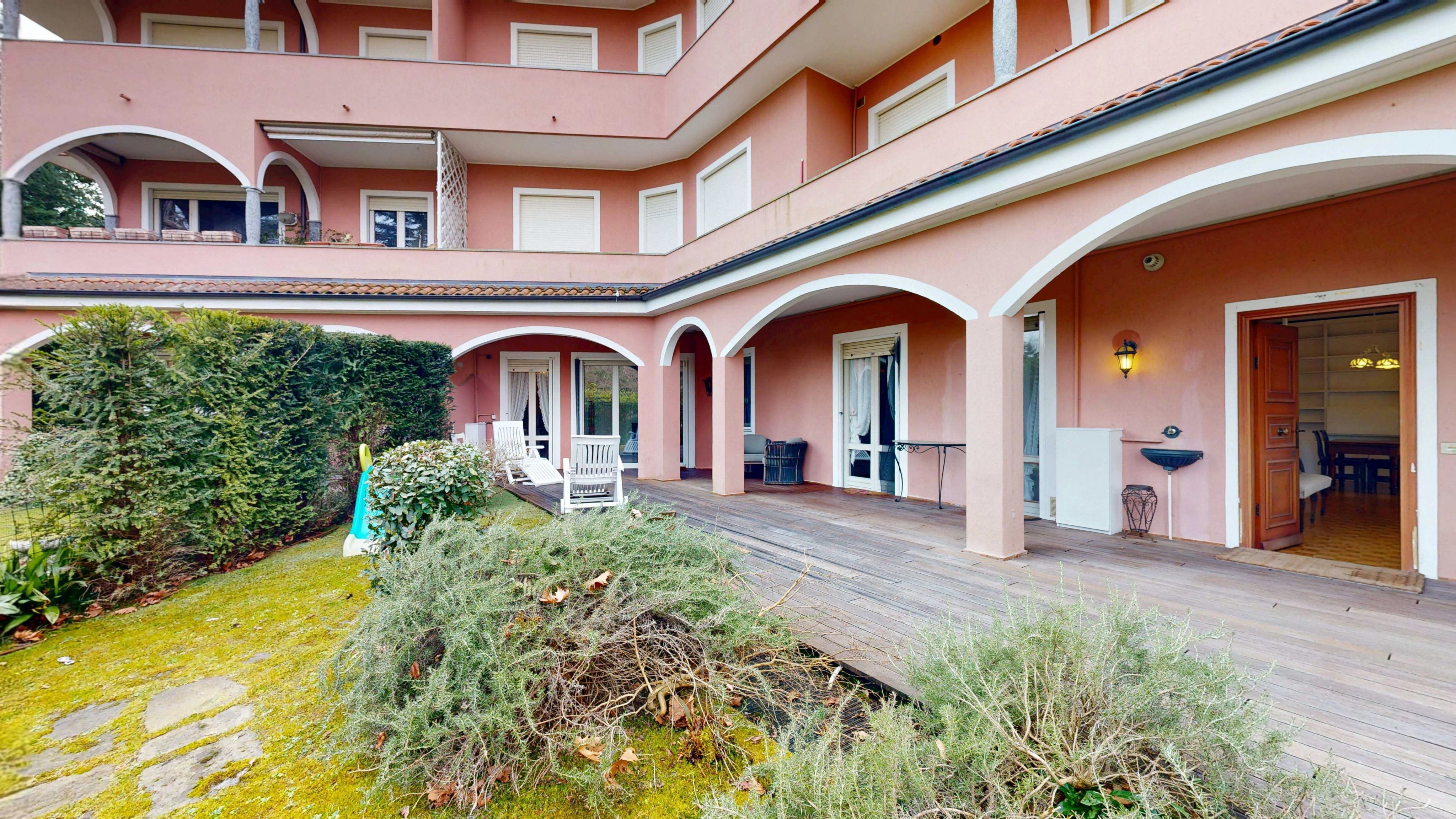 Appartement Appartamento in vendita a Stresa met privétuin in Stresa — foto 5