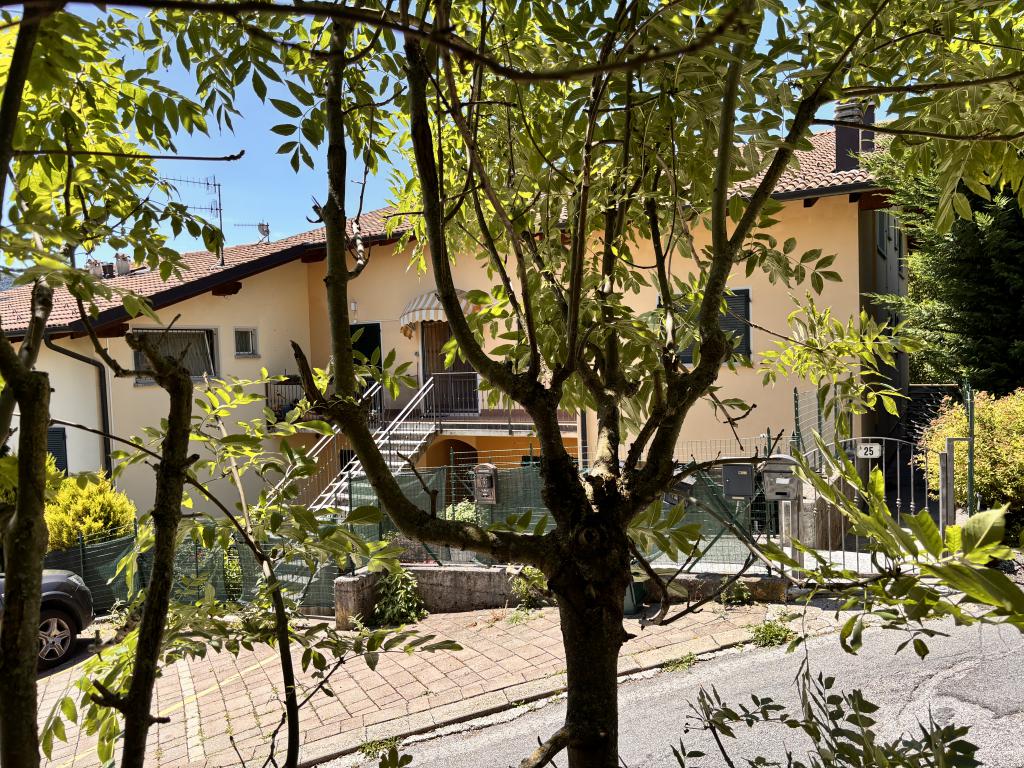 Studio Appartement in Lanzo Intelvi met Extra Ruimte op Zolder - Foto 2