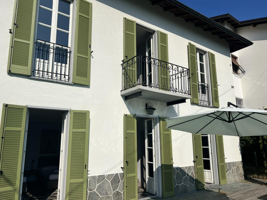 Vrijstaande woning met zwembad en uitzicht op het Comomeer - Foto 3