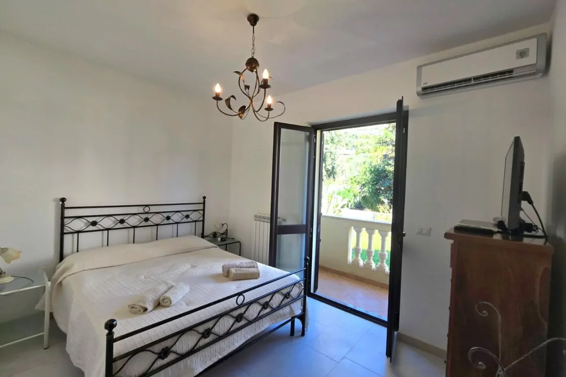 3 Bed 1 Bath Villa JOPPOLO | 300m from BeachSea | €165,000 - Foto 2