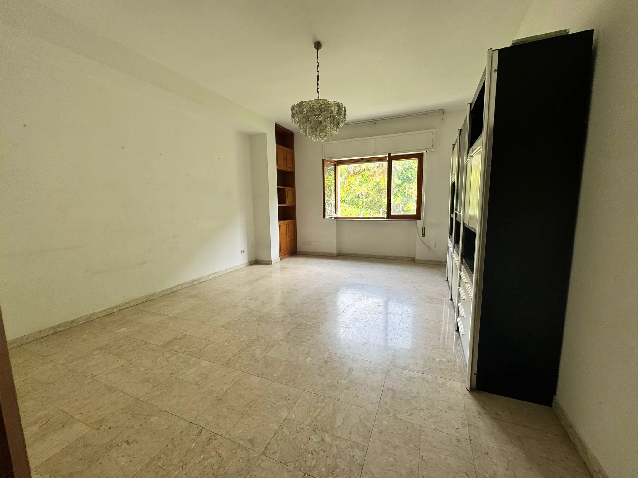 Appartement Piedigrotta Pizzo | Circa. 130m² | Renovatie Nodig | Biedingen rond €100.000 in Pizzo — foto 8