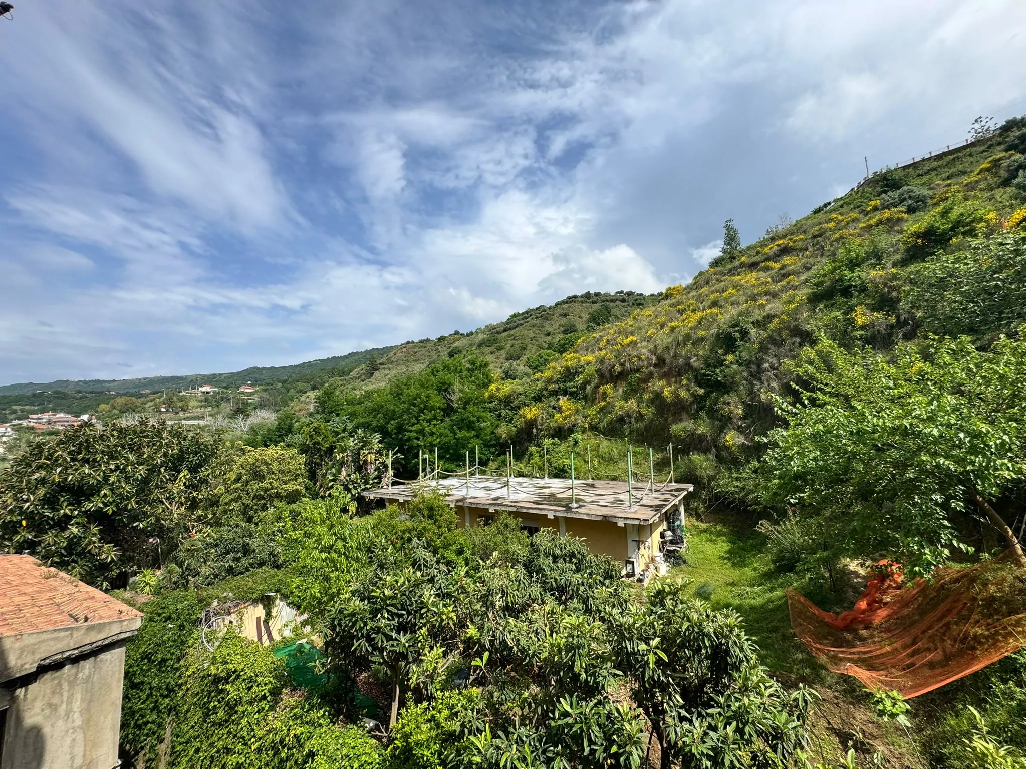 Appartement Piedigrotta Pizzo | Circa. 130m² | Renovatie Nodig | Biedingen rond €100.000 in Pizzo — foto 4