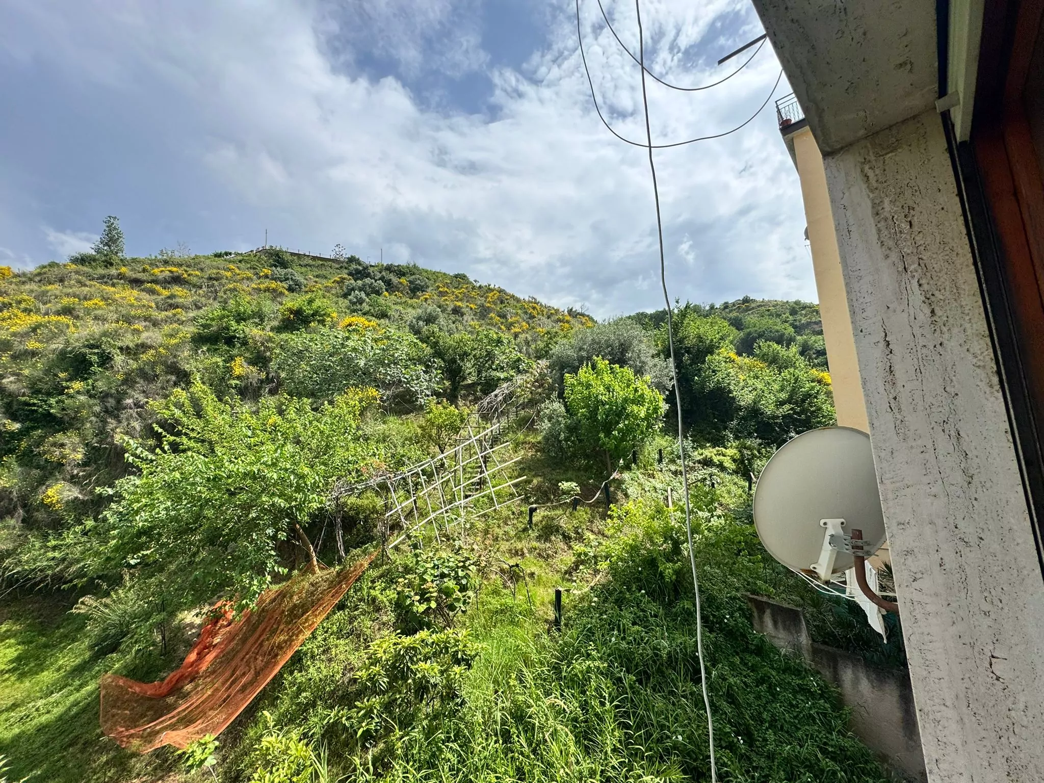 Appartement Piedigrotta Pizzo | Circa. 130m² | Renovatie Nodig | Biedingen rond €100.000 in Pizzo — foto 5