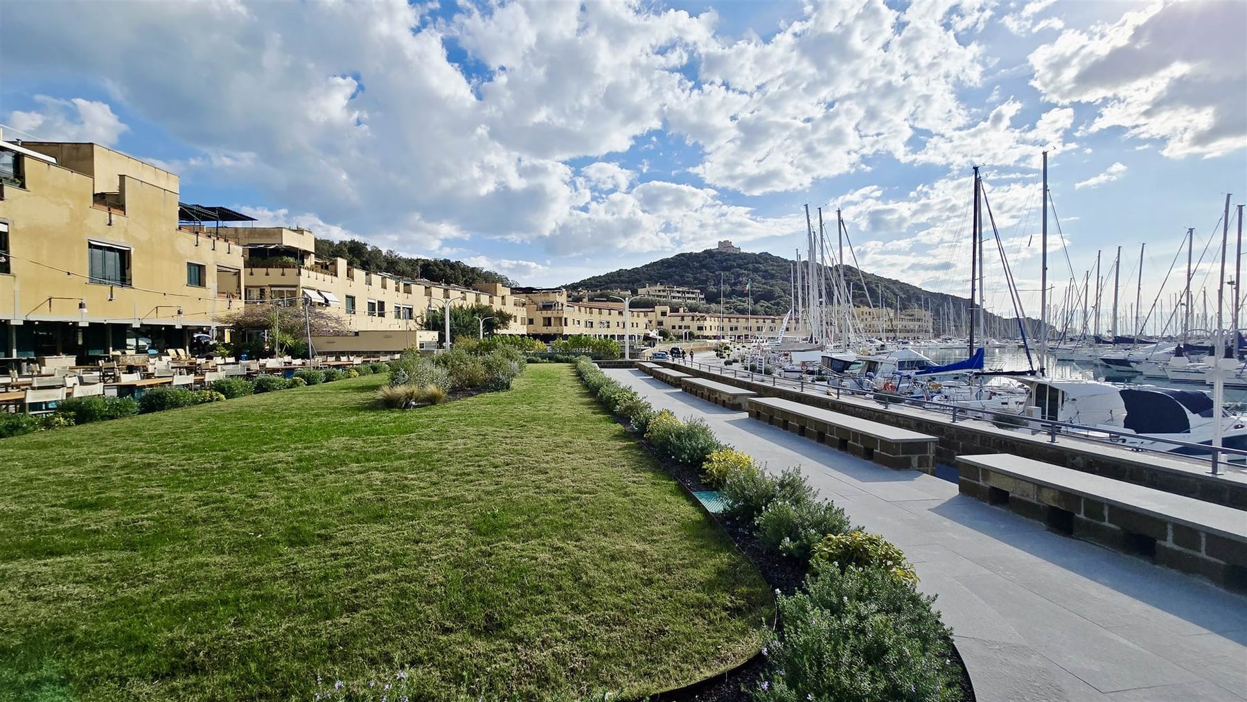 Appartement aan de jachthaven van Punta Ala met veranda - Foto 4