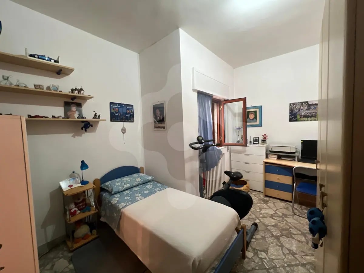 Appartement met drie slaapkamers en parkeerplaats in Bari Palese - Foto 4