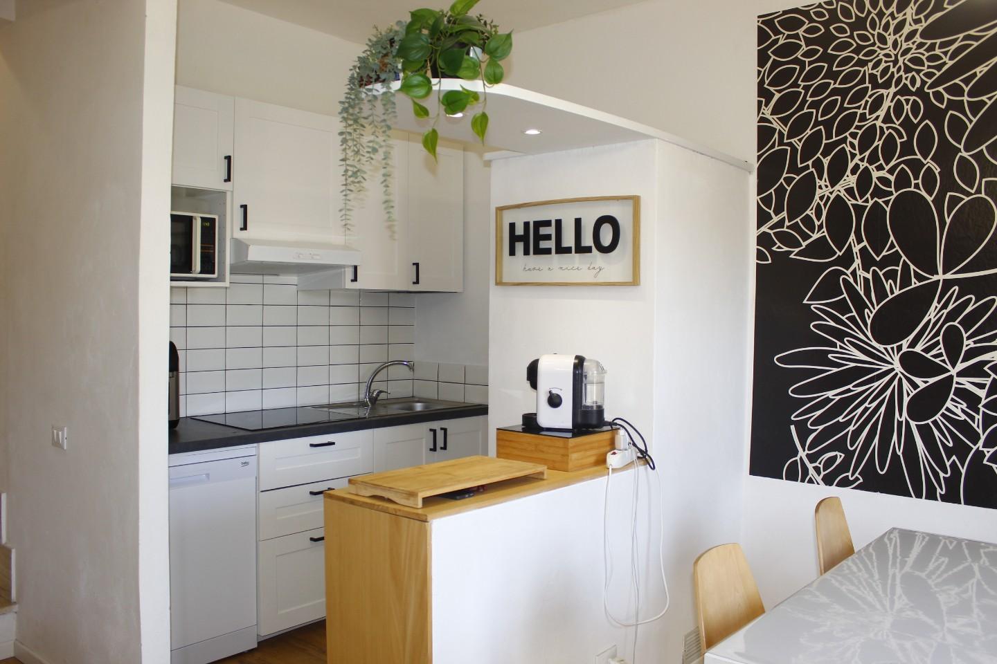 Gerenoveerd appartement met balkon, dicht bij zee in Caletta - Foto 4