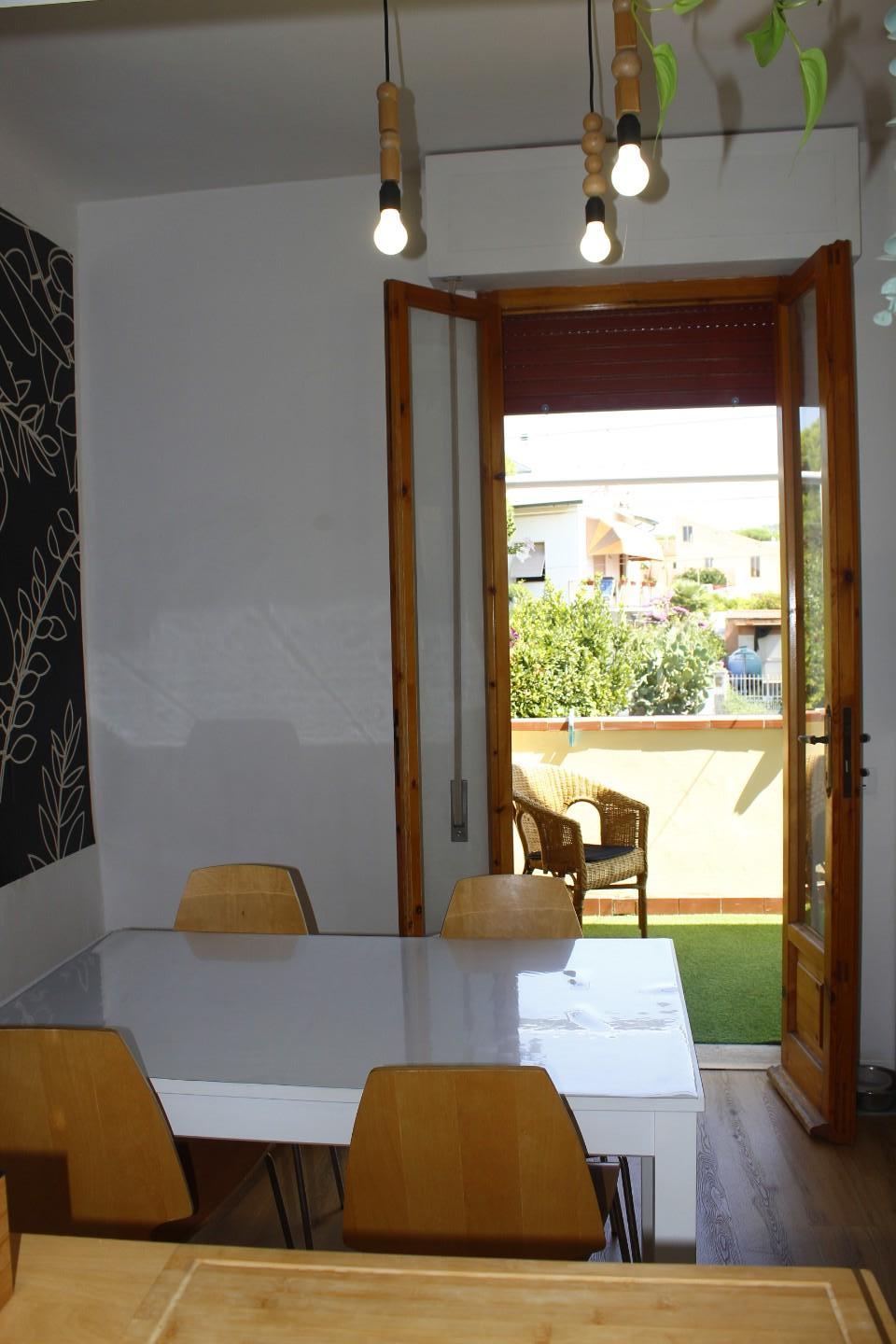 Gerenoveerd appartement met balkon, dicht bij zee in Caletta - Foto 3
