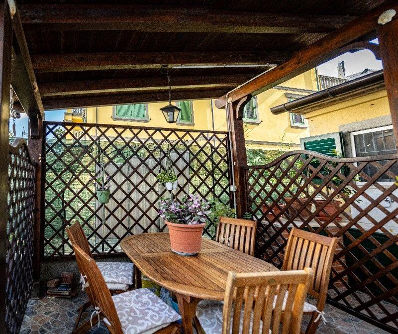 Gerenoveerd appartement met terras in Castiglioncello - Foto 3