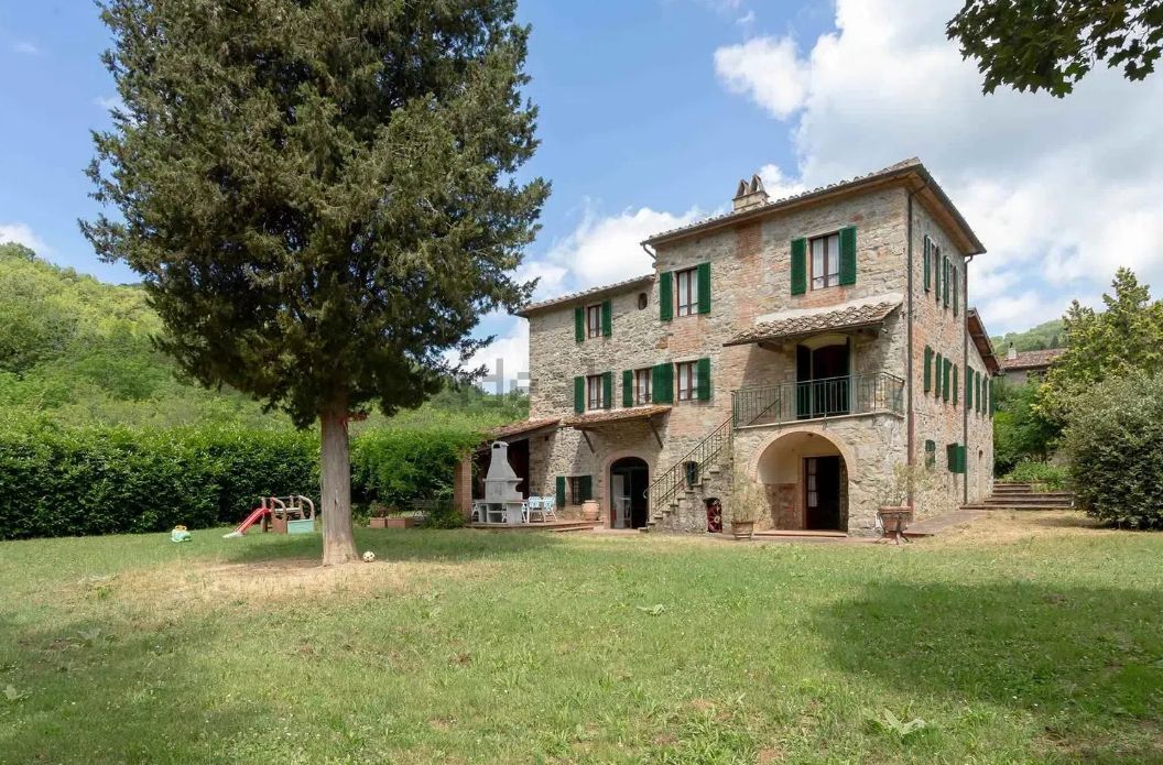 Gerenoveerde boerderij en agriturisme in Chianti