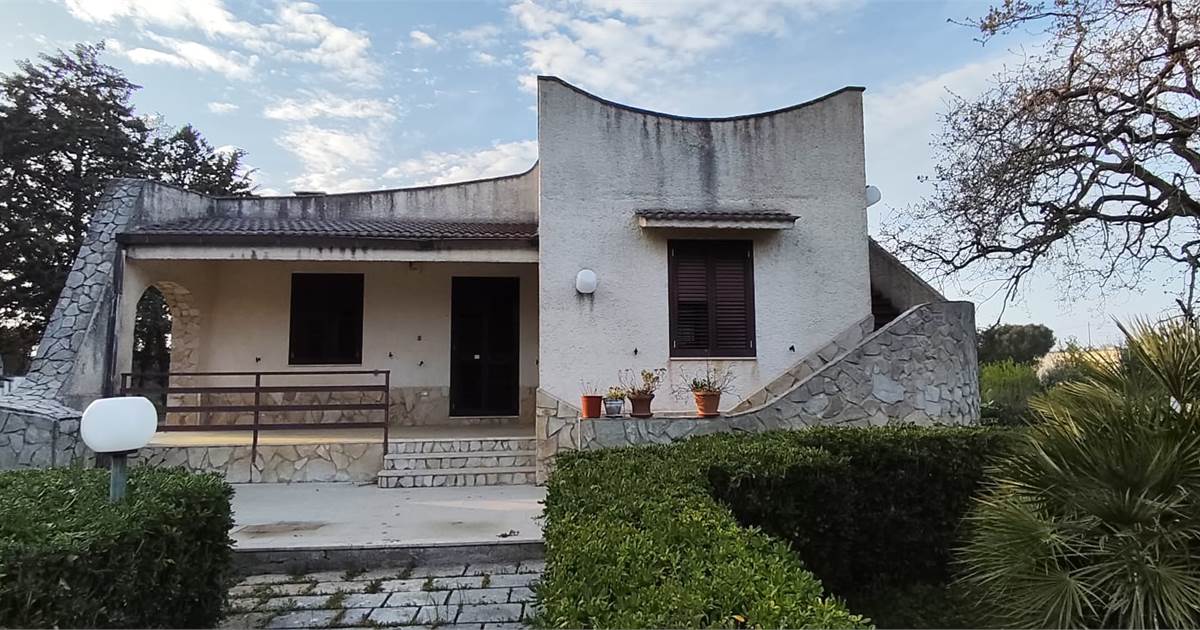 Villa / Landhuis Villa te koop in Carovigno in Carovigno