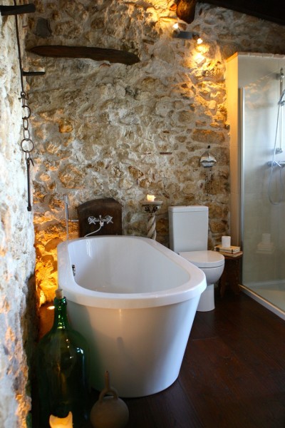 Rijtjeshuis / Tussenwoning Gerenoveerd dorpshuis in Caporciano, Abruzzo in Caporciano