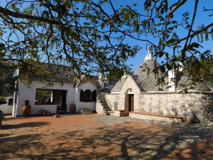 Casolare/Lamia te koop in Ceglie Messapica (BR) in Puglia