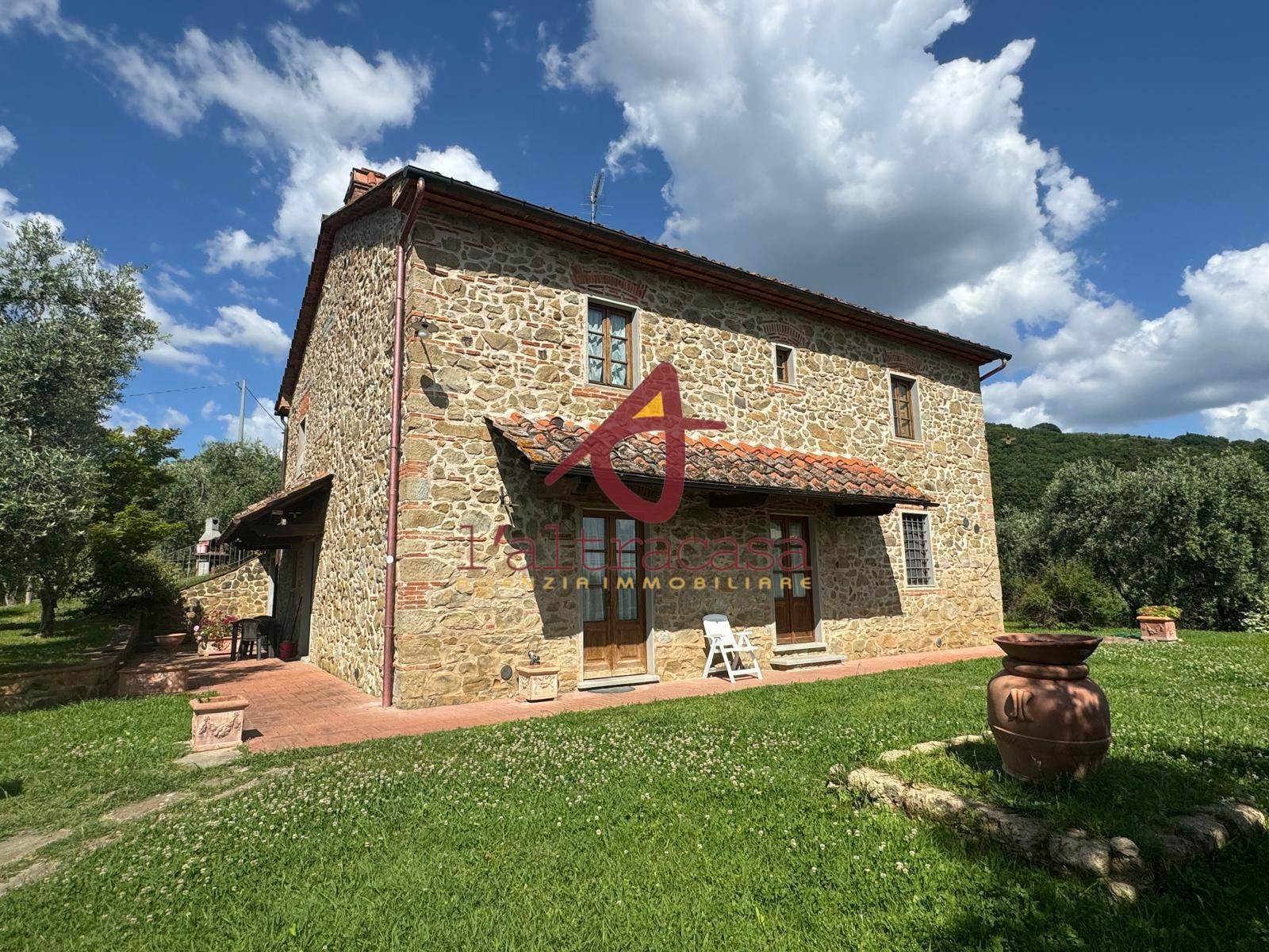 Boerderij / Rustico Agriturismo te koop in Larciano Pistoia in Larciano