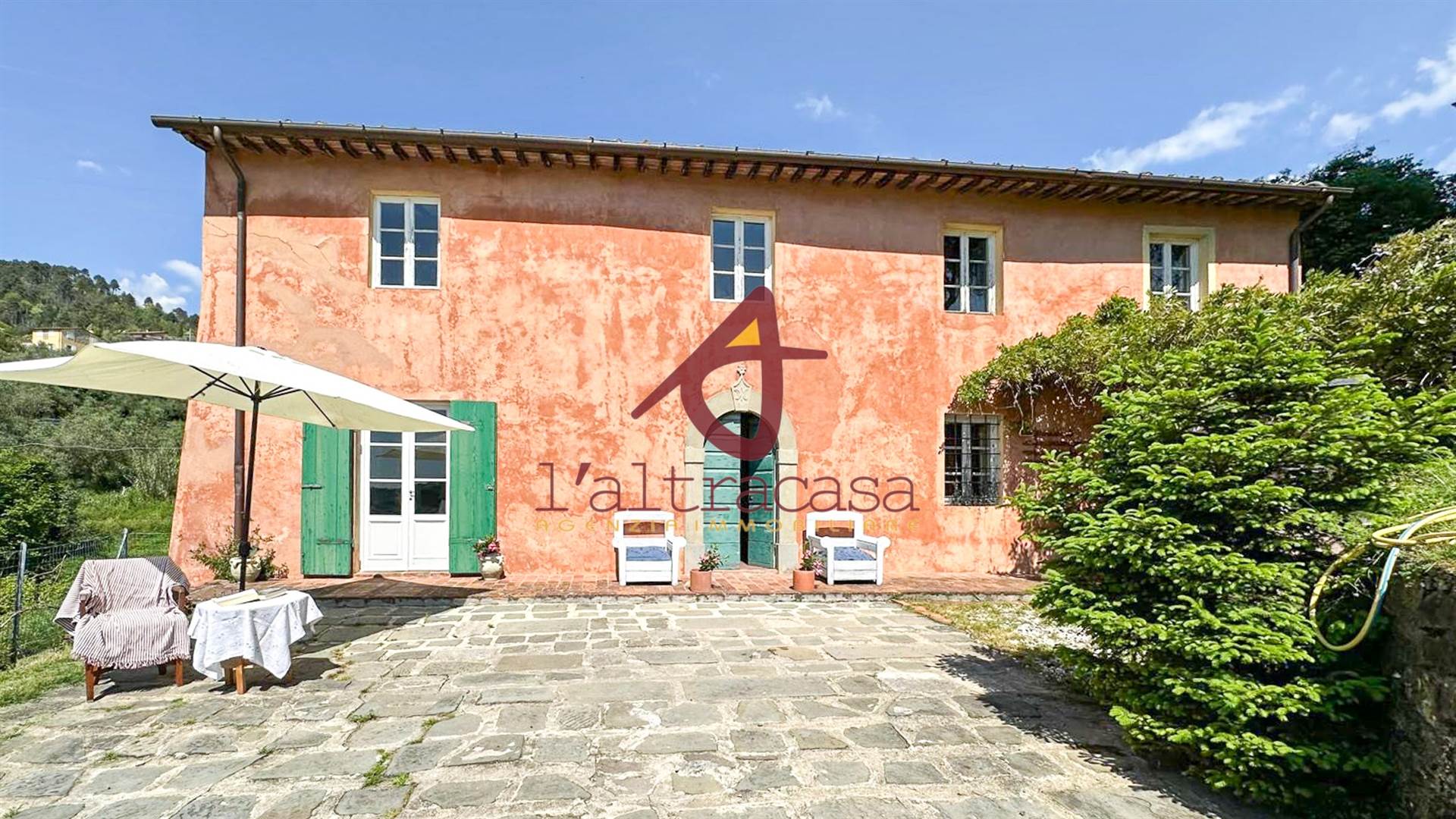 Boerderij / Rustico KARAKTERISTIEKE BOERDERIJ MET PANORAMA in Lucca