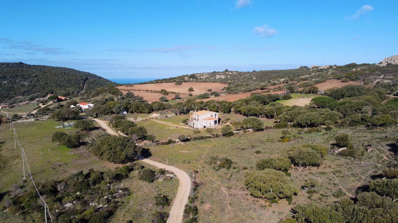 Boerderij / Rustico Rustico in vendita a Aglientu in Aglientu