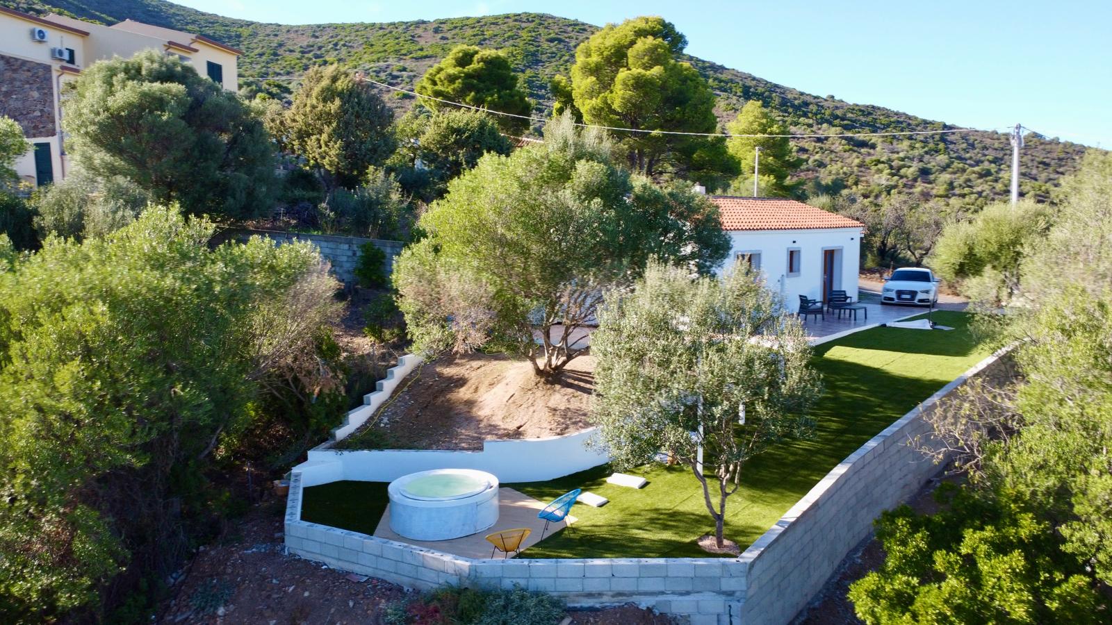 Sardinië, Budoni: gerenoveerde stazzo met zeezicht en buitenfaciliteiten - Foto 1