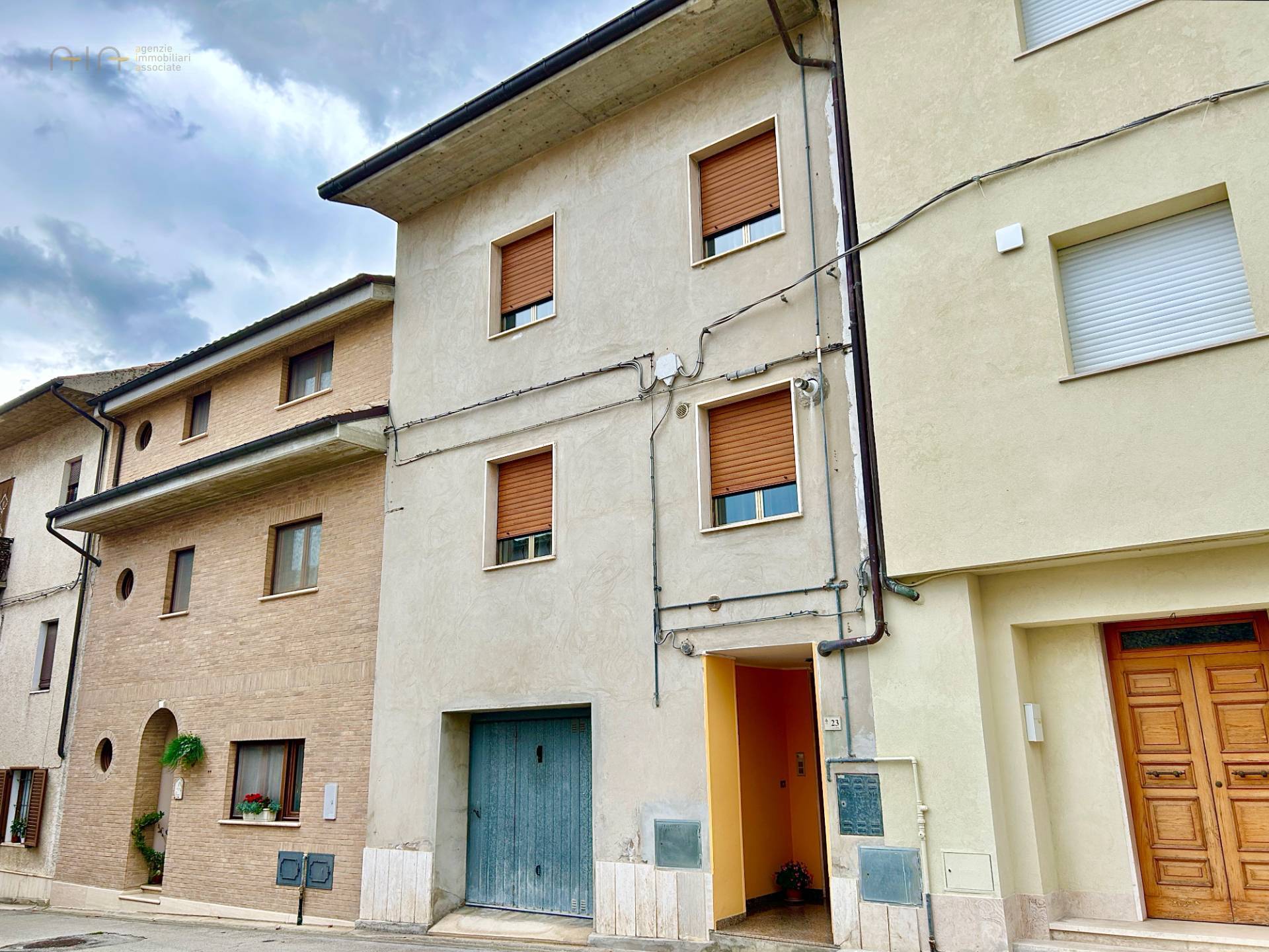 Vrijstaande woning in het centrum van Castel di Lama - Foto 1