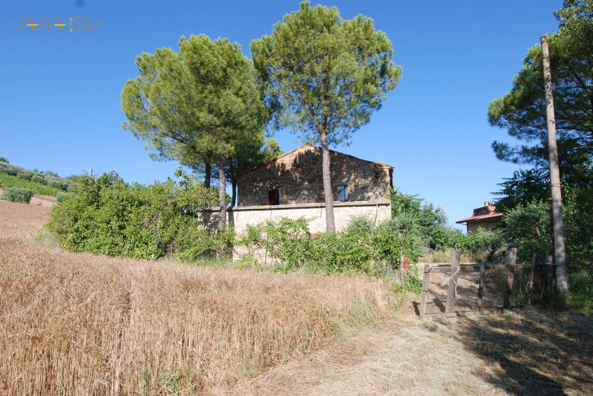 Landelijk rustico met zeezicht in Massignano - Foto 1