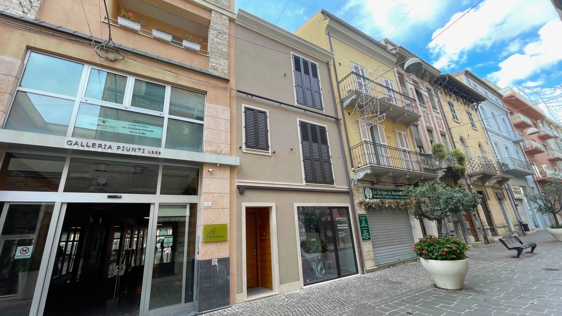 Gerenoveerd appartement met eigen ingang in San Benedetto del Tronto - Foto 1