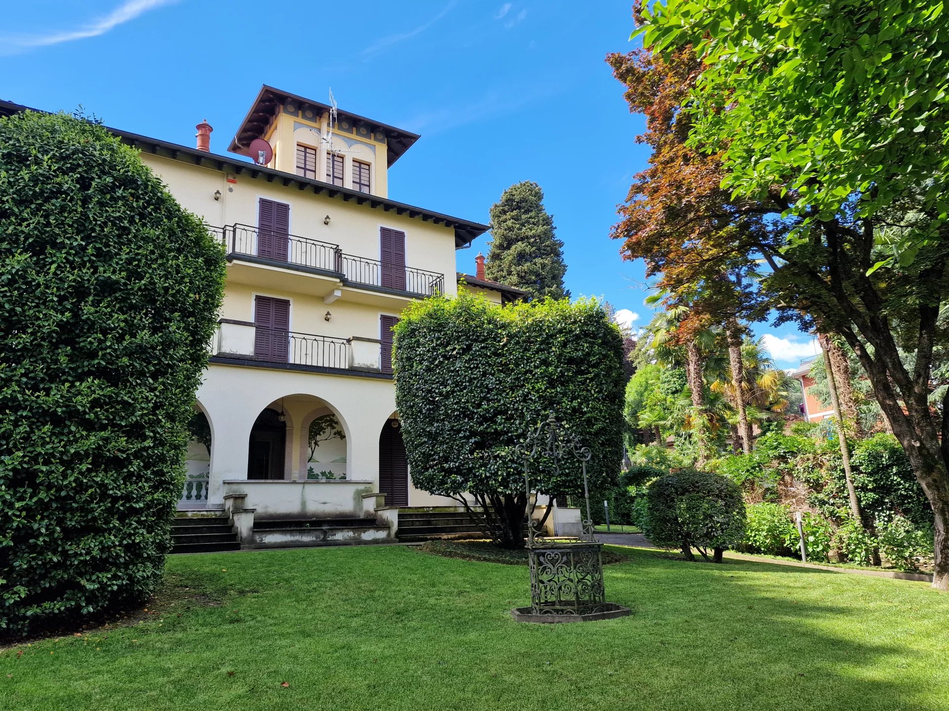 Historisch huis omgeven door de tijdloze schoonheid van het Lago Maggiore. - Foto 1